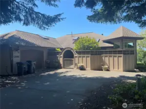 Past work from builder, inspiration photo