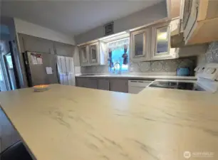 Lots of counter space in this kitchen!