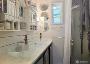 Primary ensuite with shower