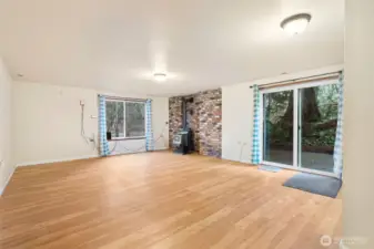 Access to outdoor patio and Hot Tub