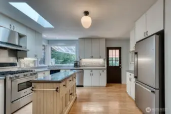 Plenty of counter and cabinet space here.