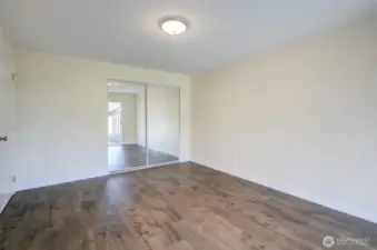 Bedroom #1, cont