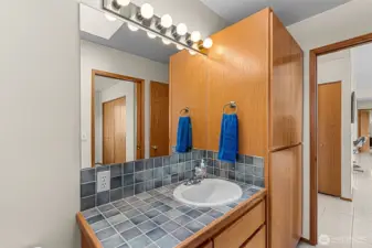 Main Bathroom