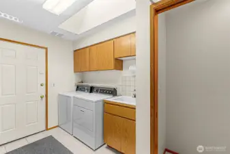 Laundry/.5 bathroom