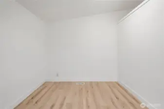 Huge room off of the BONUS room!