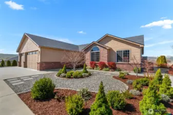 Lovely easy care Landscape