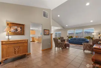 ENTRY -Greeted with Mountain VIEWS