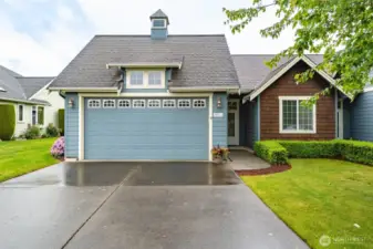 Welcome to 1976 Bender Park Blvd #A – an affordably priced gem nestled in the heart of Lynden. This serene and well-maintained home offers comfort, charm, and convenience in a tranquil neighborhood setting. Just steps to pickleball, parks, trails and dining.