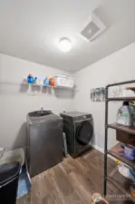Oversized laundry Room