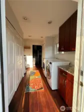 UTILTY ROOM/MUD ROOM~ WASHER & DRYER STAY.