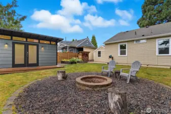 Meticulously maintained backyard retreat - perfect for relaxing or entertaining.