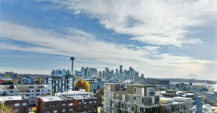 City skyline from the East side of the building showing close proximity to Seattle activities.