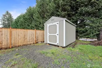 Functional garden shed—great for storage, hobbies, or keeping the yard tidy.