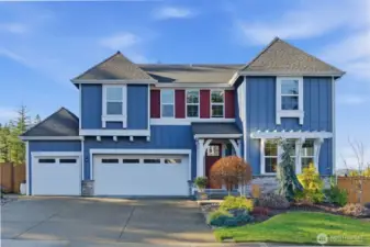 Beautiful home in a secure gated community with breathtaking mountain views that greet you every morning.