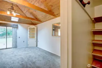 Closet from the flex bonus room.