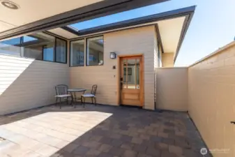 509-A Courtyard Entry