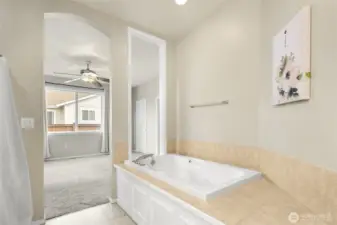 Large Soaking Tub to Relax in