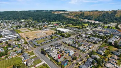 Walkable neighborhood nearby the YMCA and local park.