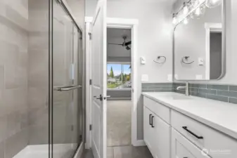 Photographs are for illustrative purposes only. Features, finishes, interior/exterior colors, landscaping and floorplan shown may vary from actual homes built