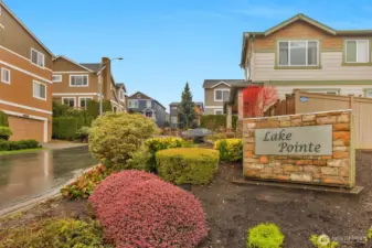 Lake Pointe Community