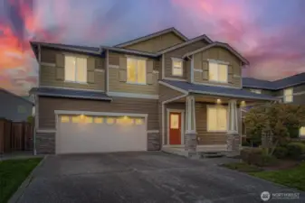 Virtual twilight of the house at night.