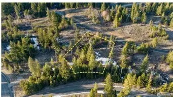 Another outline of lot 47 from above.