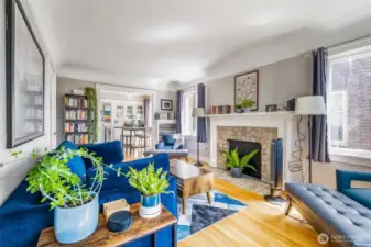 All units all have great flow from kitchen, through dining area and into large living rooms