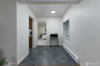 Cozy dining room just off of kitchen