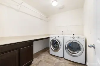 Laundry room with lots of space