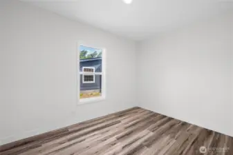 Flex room - Bonus room- office