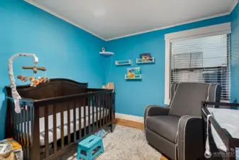2nd bedroom