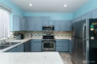 Breakfast Bar/Counter