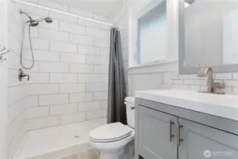 Carriage Unit Bathroom