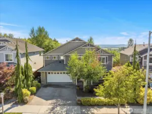 Welcome Home to the sought after Cavalero Ridge!