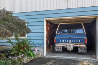 garage that leads into lower level