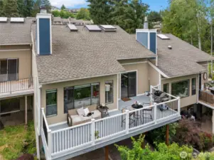 The unit is perfectly situated for ultimate privacy while enjoying the sounds of nature and lush surroundings