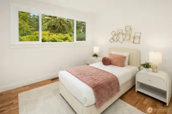 2nd Bedroom Up