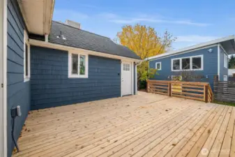 I can't stop with this deck! The garage in the background.