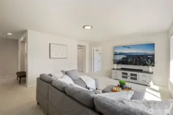 Bonus room with mountain views and lots of flexibility for use.