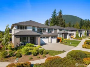 Welcome to Kanim Grove your small 12 home luxury community within walking distance to town