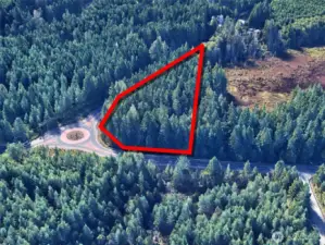 Overhead view with approximate boundaries in red.