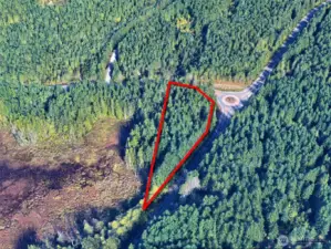 Overhead view with approximate boundaries in red.