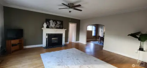 Lg. Living room with electric Fireplace