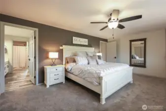 Attached primary bath seen here