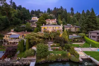 Welcome home! A rare legacy opportunity to own one of the finest homes and lots on Lake Washington! This is the one you have been waiting for!