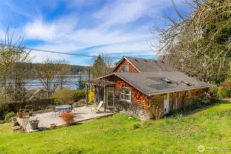 Large Deck with Lake View