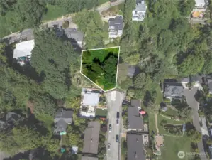 Property lines are approximate.