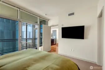 Thoughtful bedroom layout.