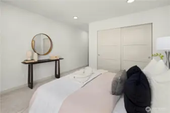 Images shown are of a comparable model and for illustrative purposes only.