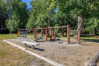 Jefferson Beach estates playground